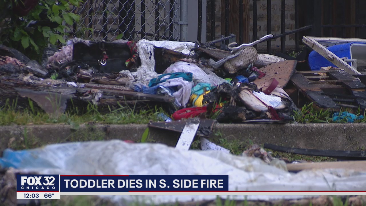 Young girl dies in South Side apartment fire