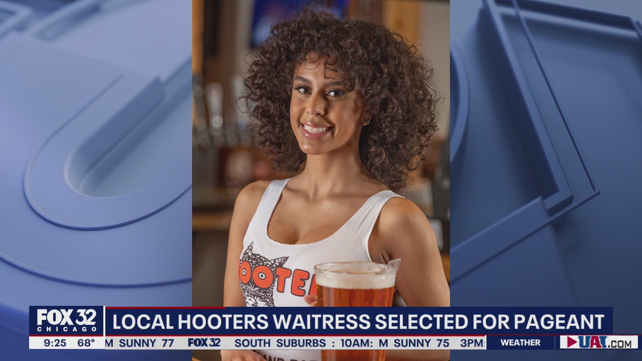 Oak Forest woman chosen to compete in the 2022 Miss Hooters Pageant