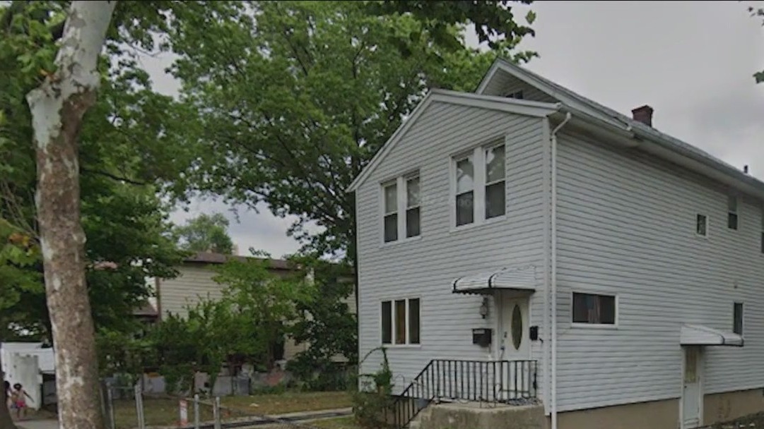 Lawmakers aim to crack down on squatters in NY