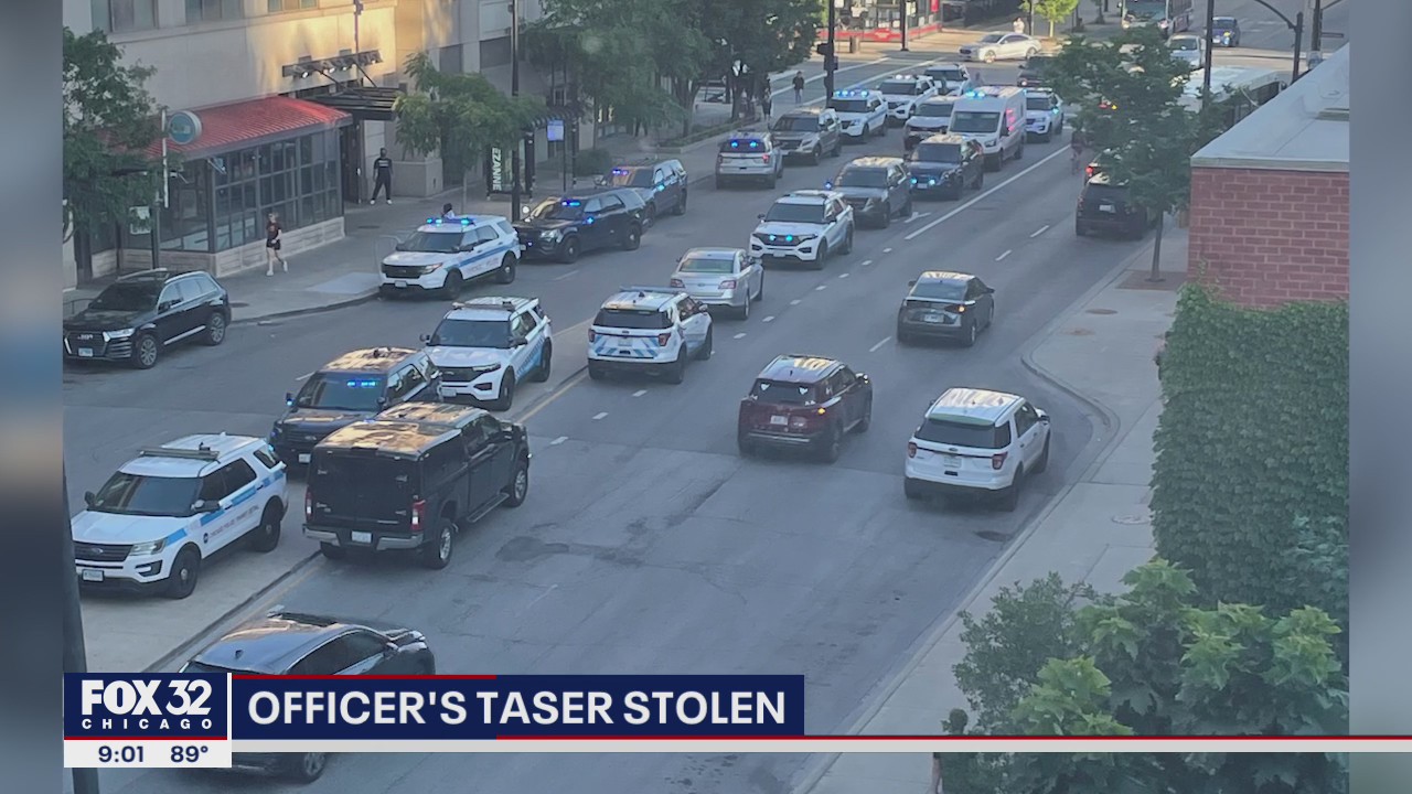 Chicago cop's taser stolen on CTA platform in Loop