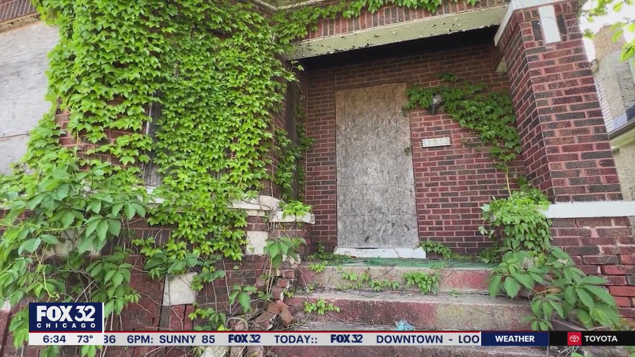 Chicago families haunted by dozens of unsolved female strangulations