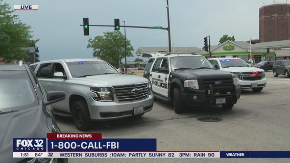 Former FBI agent reacts to deadly Highland Park mass shooting