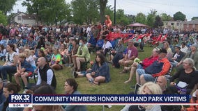 Community members honor Highland Park parade shooting victims