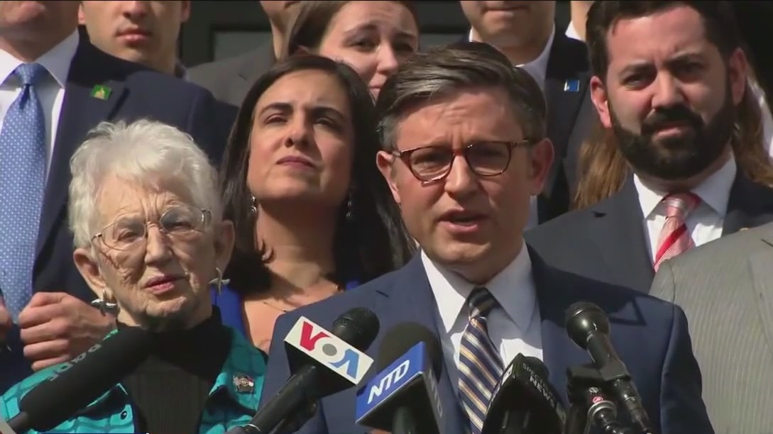 House speaker calls for Columbia president to resign