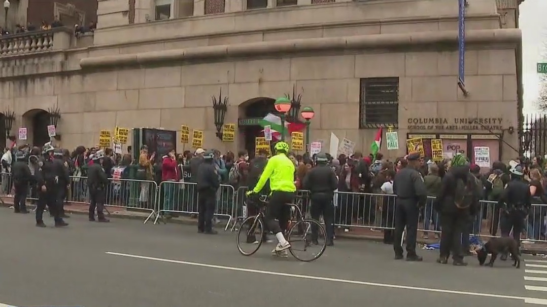 Pro-Palestine protests continue at Columbia