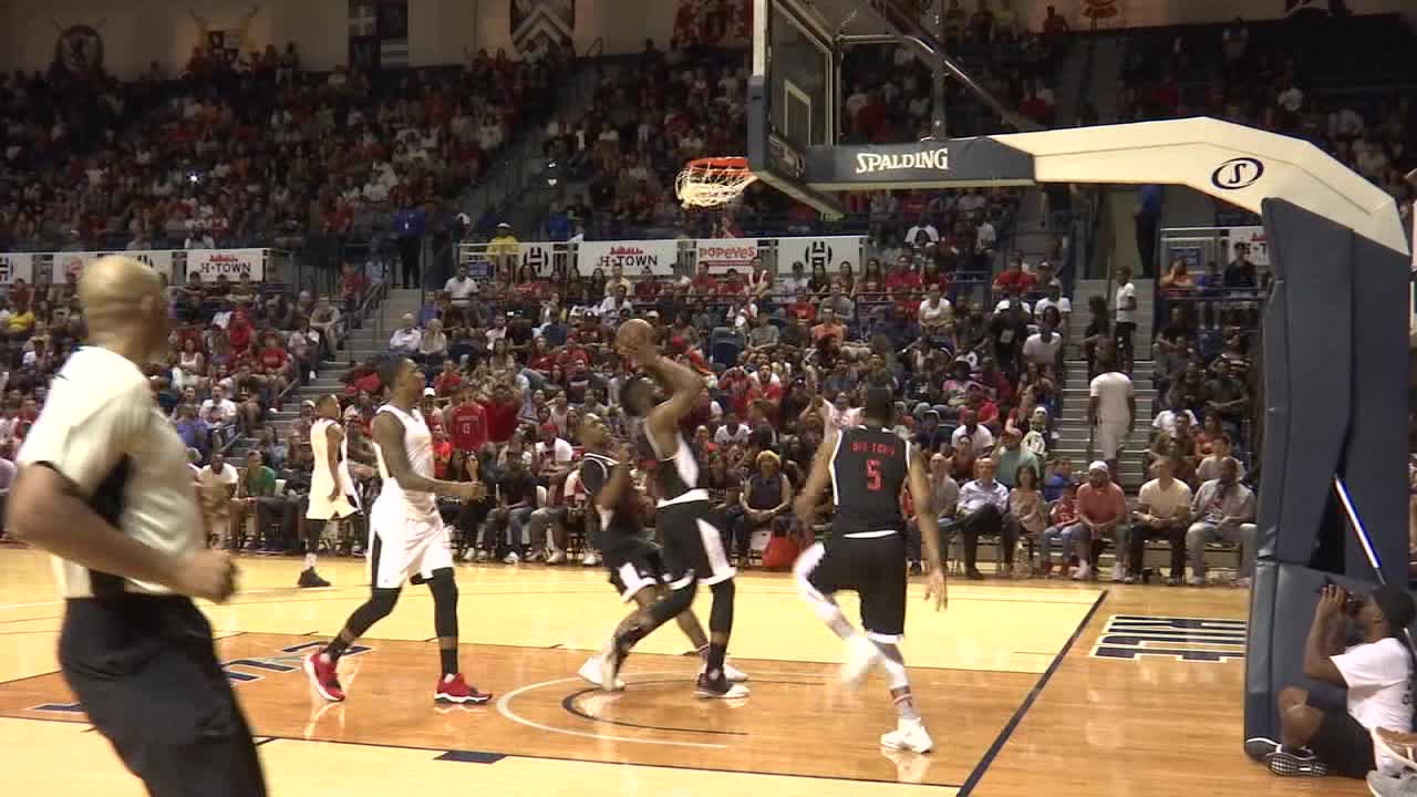 James Harden and Chris Paul Make Debut