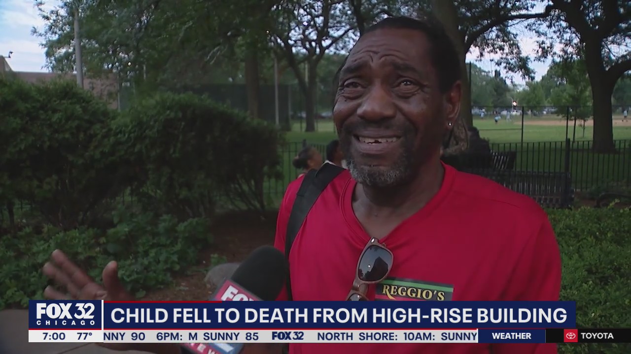Neighbors express shock after 3-year-old falls to his death from Chicago high-rise