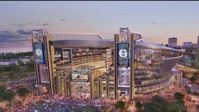 Lightfoot pitches plan to keep Bears at Soldier Field