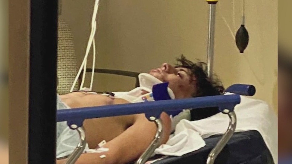 Questions swirl around video of Oak Lawn police punching teen suspect