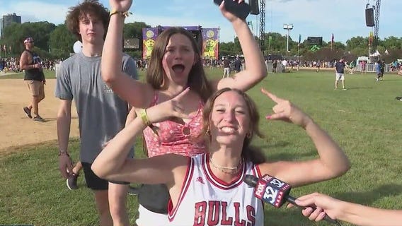 Crowds rock opening night of Lollapalooza