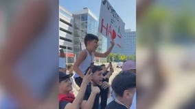 Crowd greets teen released from custody after viral Oak Lawn arrest