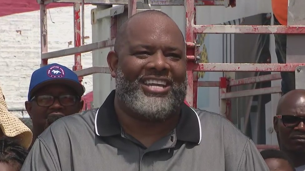 Demolition begins for new community center on Chicago's South Side