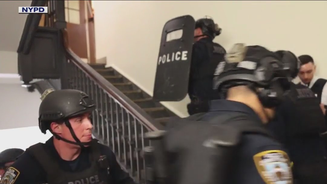 NYPD raids Columbia, City College