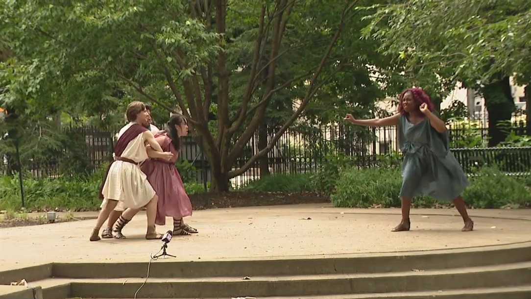 Midsommer Flight puts modern, approachable twist on 'A Midsummer Night's Dream'