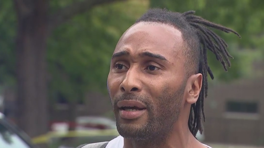 Chicago police shoot man during traffic stop near United Center