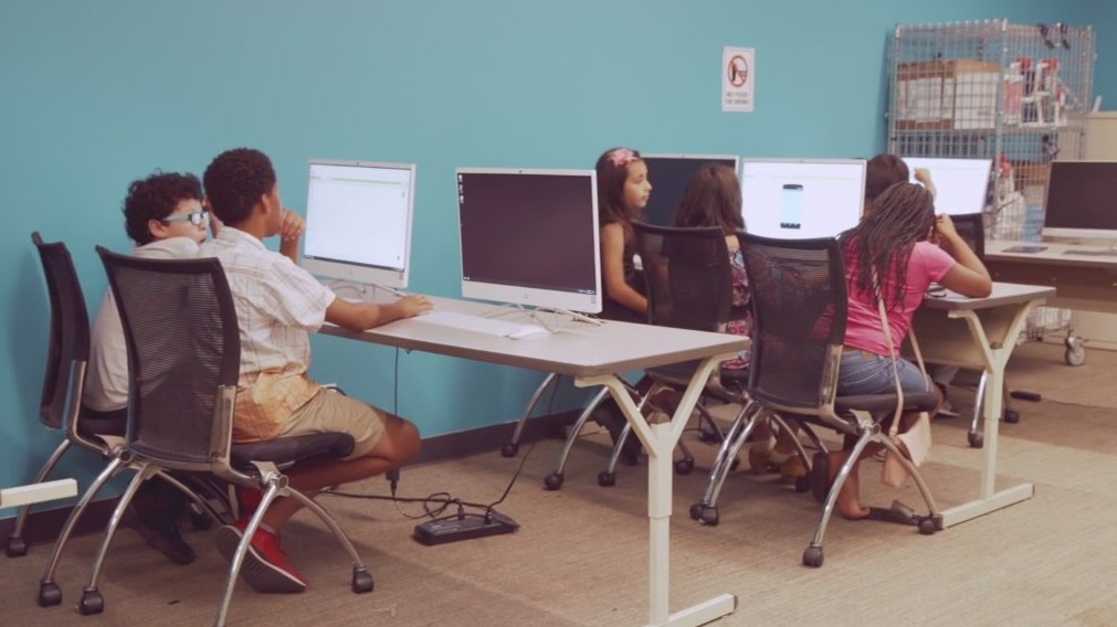 Panda Express donates $10k to Boys and Girls Club of Chicago