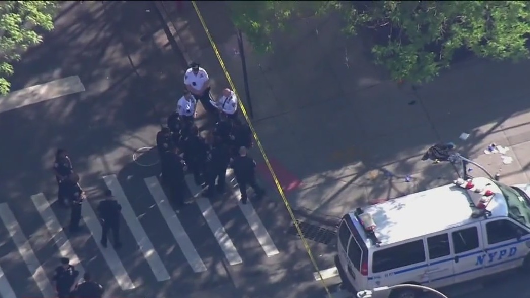 2 teens stabbed in Williamsburg, Brooklyn