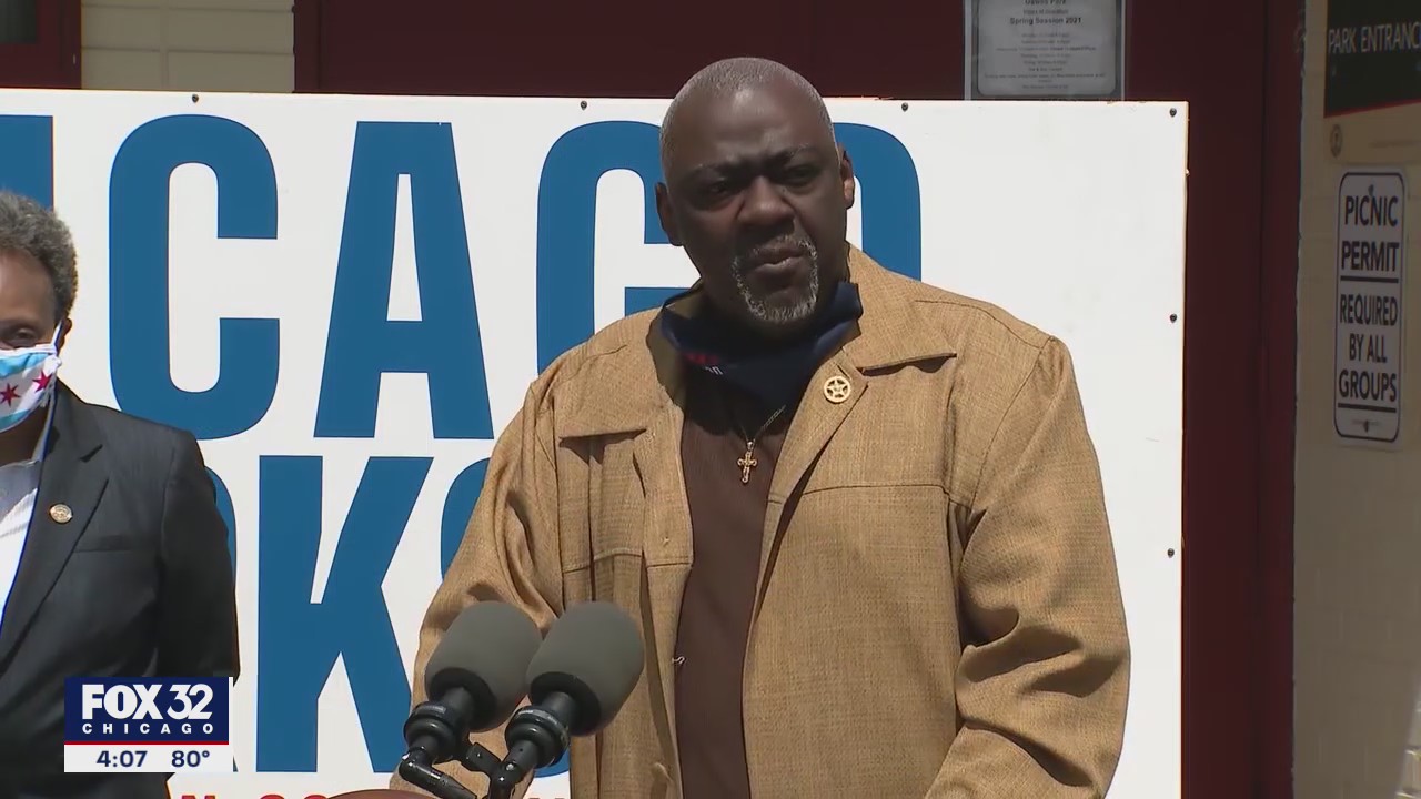 Chicago alderman fined for using city email to send campaign invitations