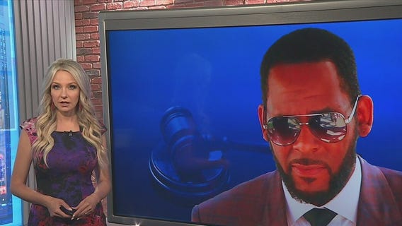 R. Kelly's Chicago trial: Jurors see explicit video of alleged underage victim