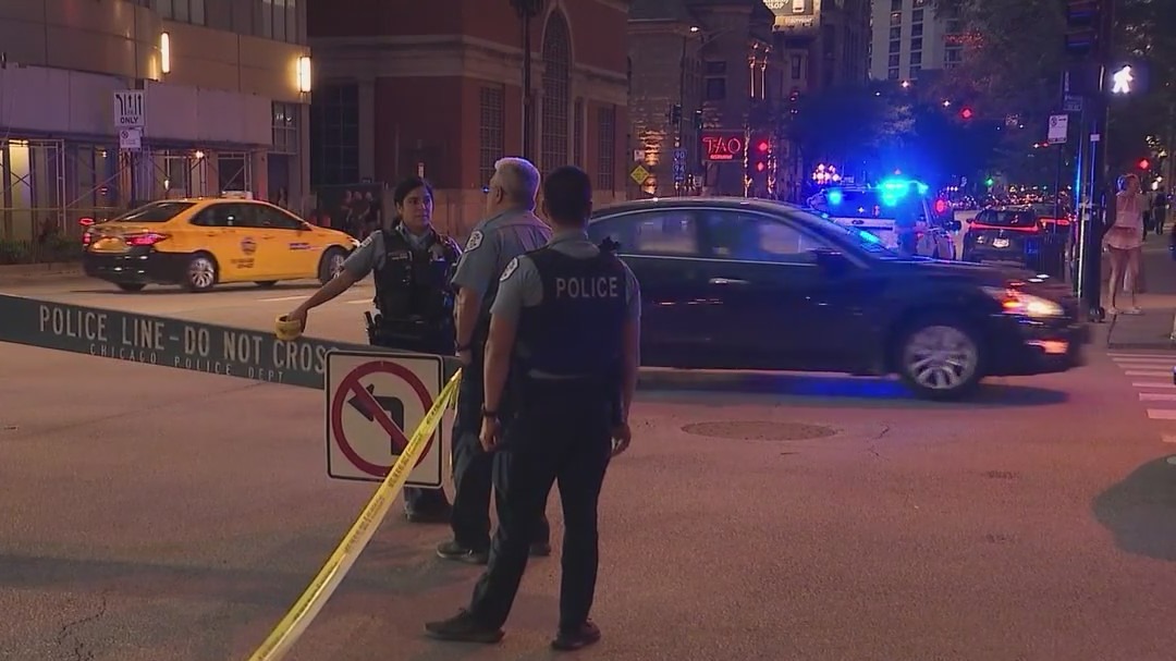 Man found stabbed on Mag Mile after dispute in River North