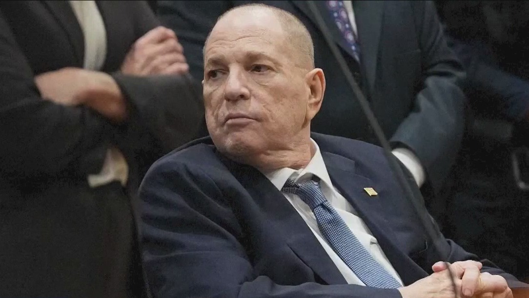 Harvey Weinstein to remain jailed in NY