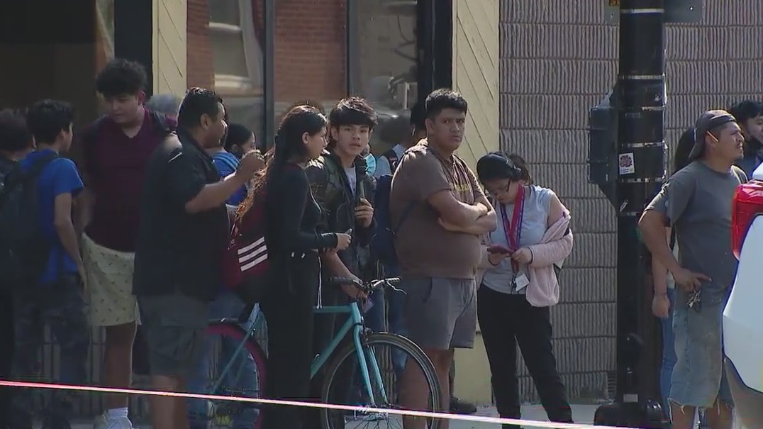 4 Chicago teens wounded in drive-by shooting across from Schurz High School