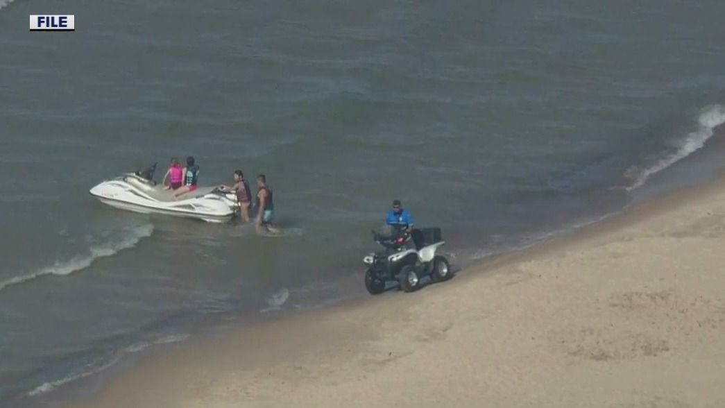 Lake Street Beach closed in Gary after mysterious substance found in water