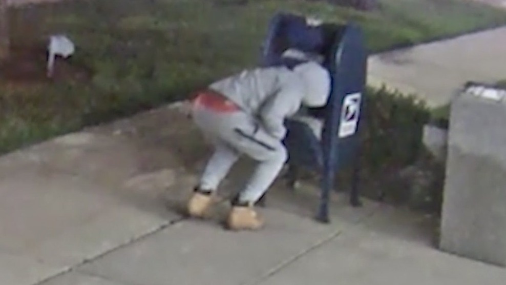 Norridge residents warned of check washing scheme, mail thefts from USPS boxes