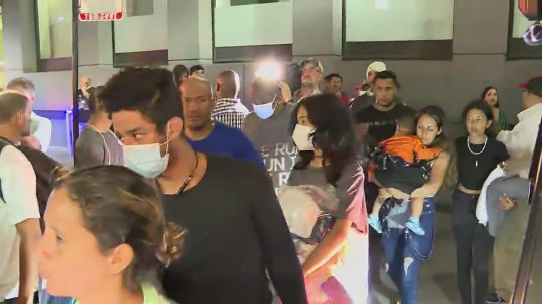 Migrants settle into Chicago after being bused from Texas border towns