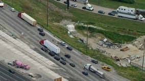 Crash on I-294 blocks traffic