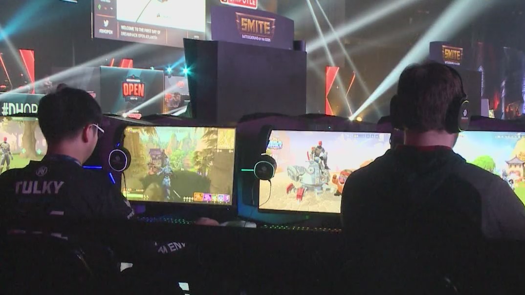 'League of Legends' Championship happening at United Center this weekend