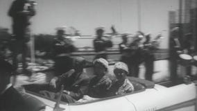 A look back at Queen Elizabeth II's visit to Chicago