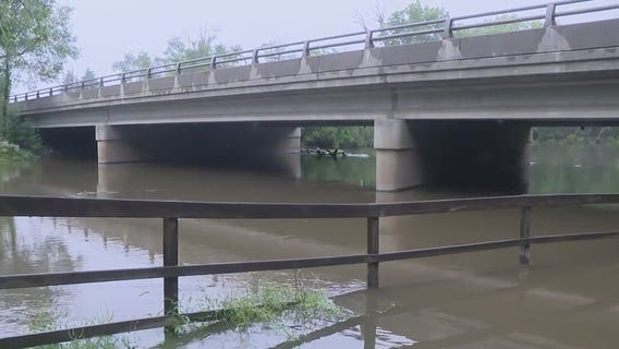 Des Plaines River swells after relentless rain
