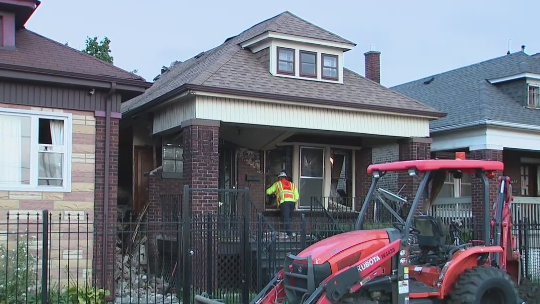 Chicago home partially collapses after gas explosion on South Side