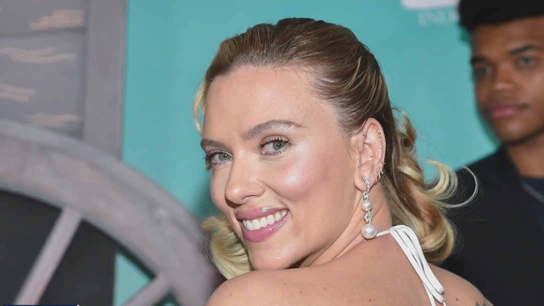 Scarlett Johansson AI voice controversy