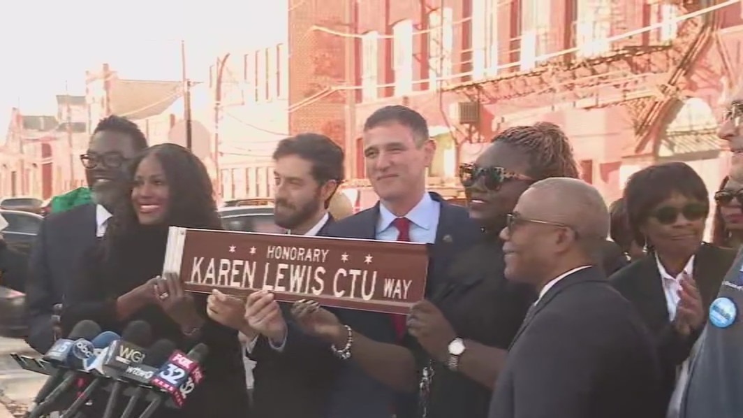 Former CTU President Karen Lewis receives honorary street