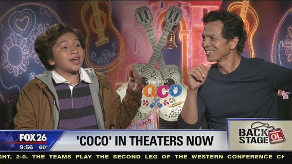 Go Backstage - 'Coco' (Benjamin Bratt & Anthony Gonzalez)
