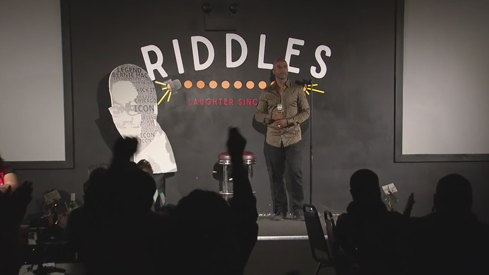 Riddles Comedy Club in Alsip celebrates Bernie Mac's birthday