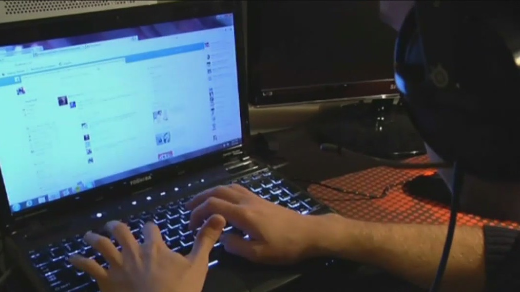 Some NY families could soon lose internet access