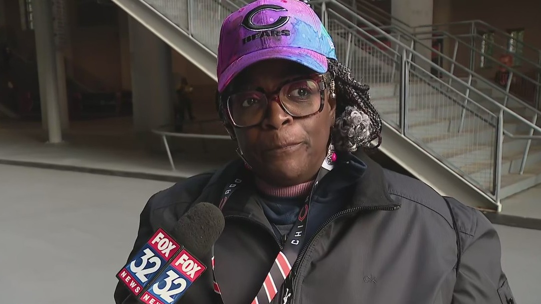 Chicago Bears celebrate Breast Cancer Awareness Month