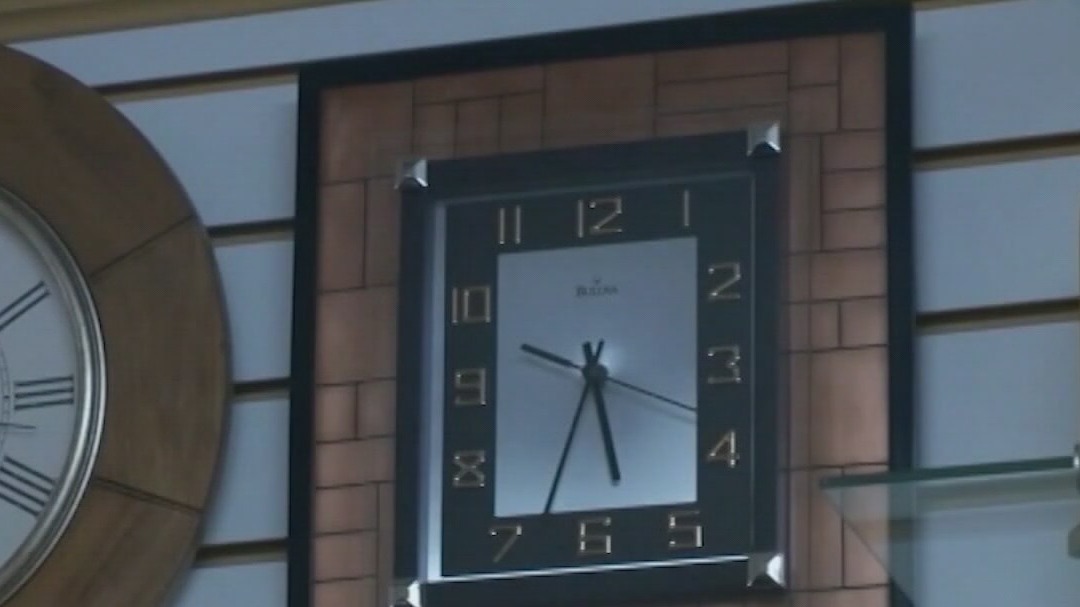 Illinois congresswoman stalling Daylight Saving Time bill