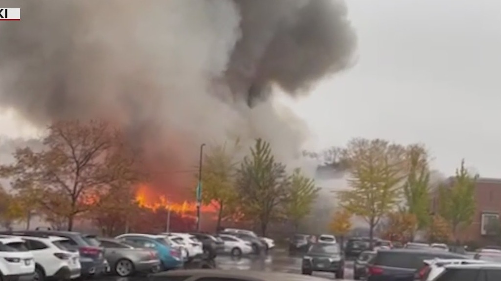 15 cars burning in West Side garage