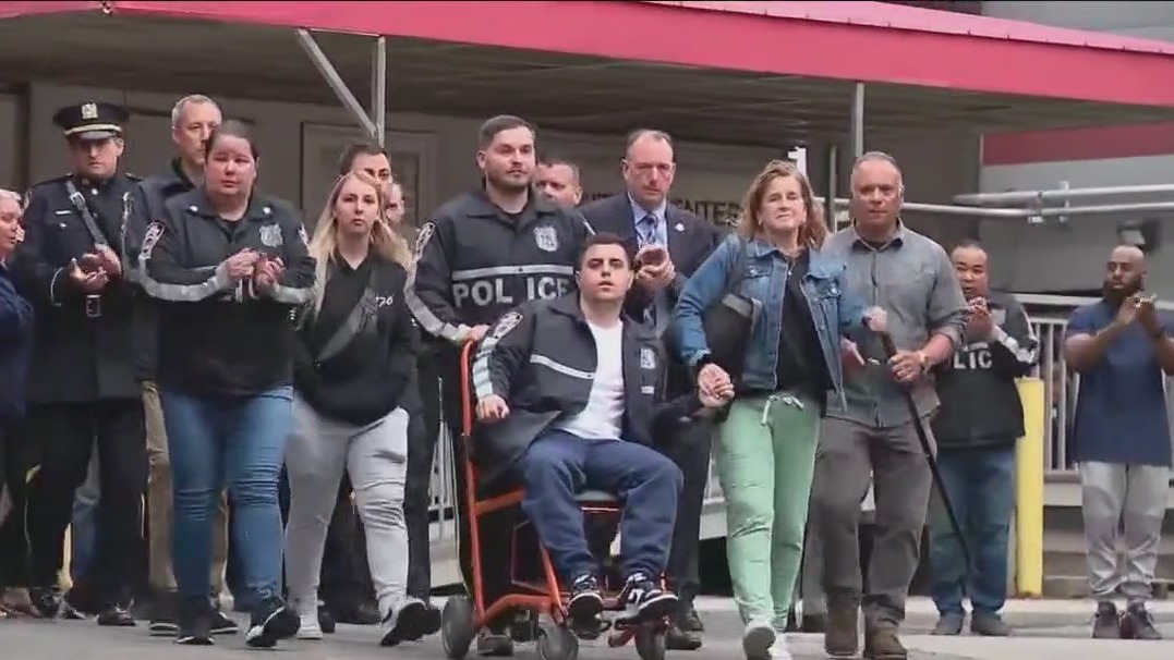 2 NYPD officers shot by suspect on moped | FOX 5 New York