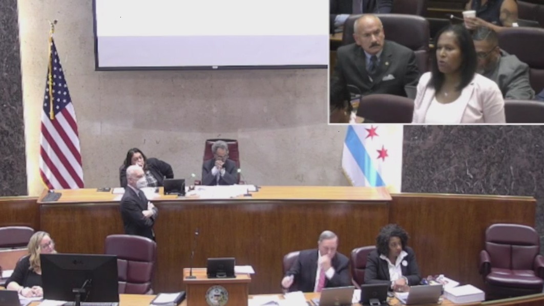Mayoral election fight spills into Chicago City Council meeting