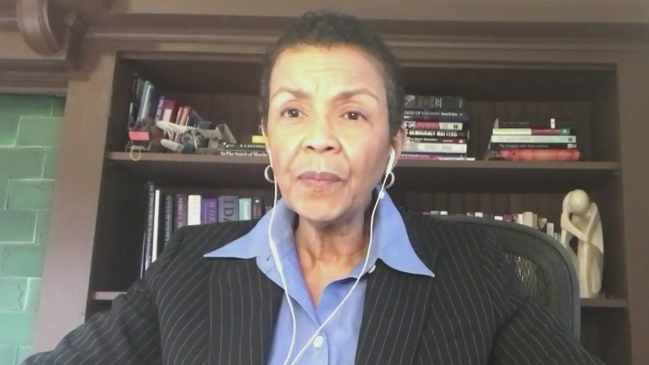 Countdown to the midterms: Dems lean on Obama for momentum