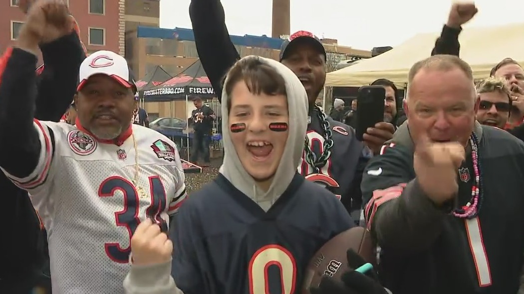 Tailgating is underway as Da Bears gear up to take on Dolphins