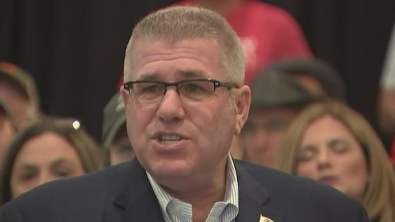 Darren Bailey makes last appeal to voters: 'Parents and students here in Illinois deserve better'