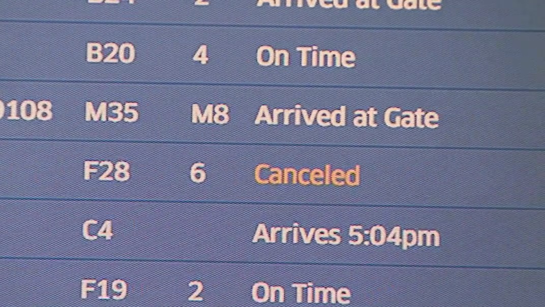 Flights canceled from Orlando to Chicago as Tropical Storm Nicole expected to make landfall