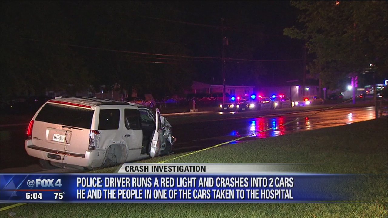 PD: Driver runs red light, crashes into cars | FOX 4 Dallas-Fort Worth