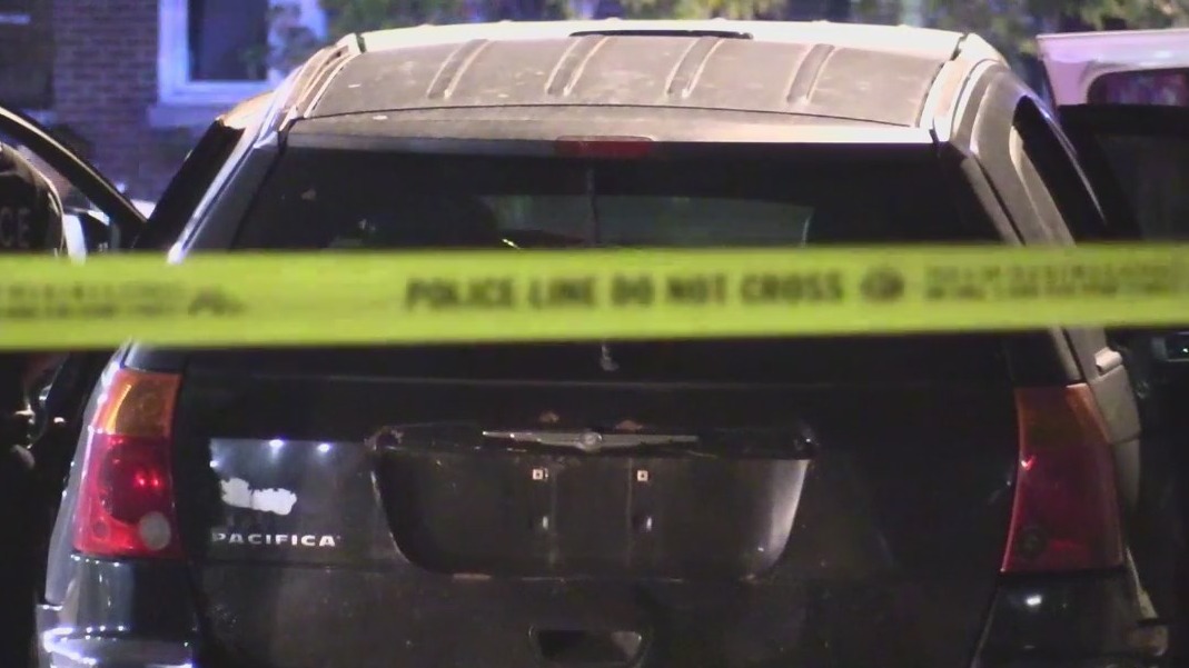 Little Village group wants FBI's help in unsolved murders